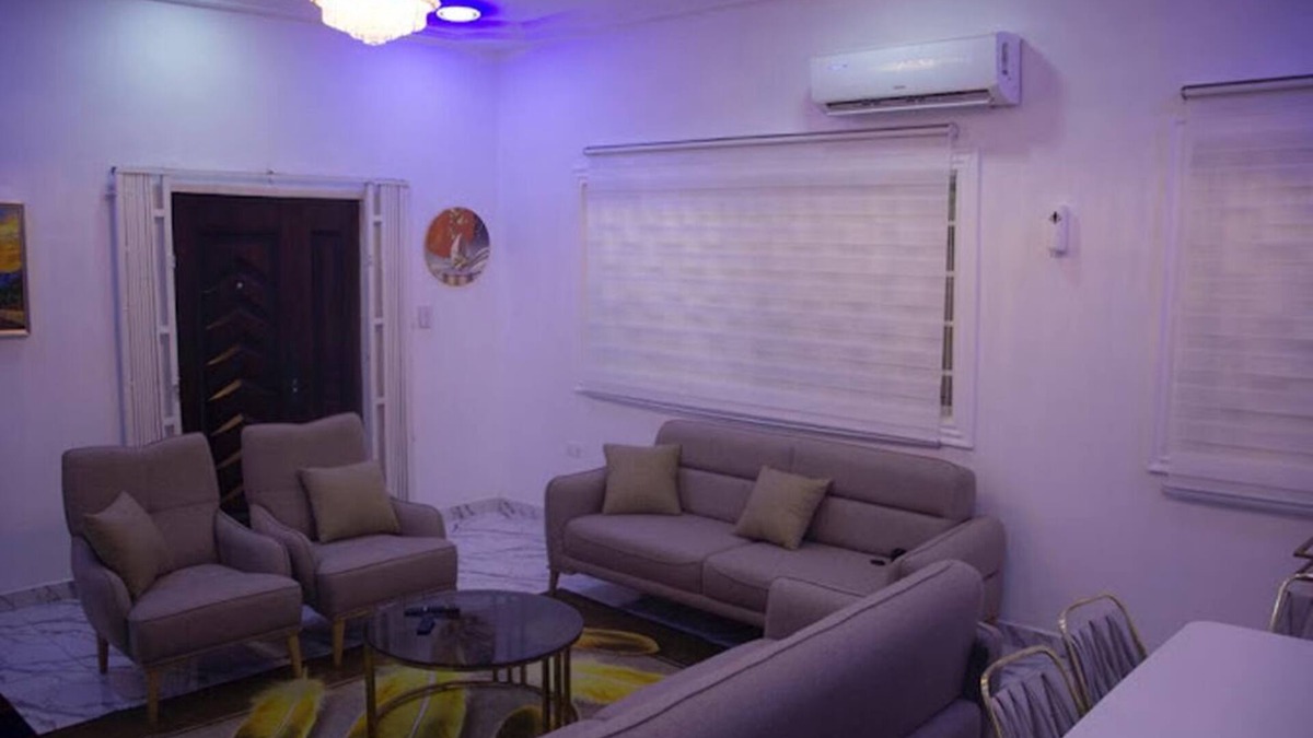 Ajumako Apartment | The best Apartment/Lodge in cape coast with style and class.n