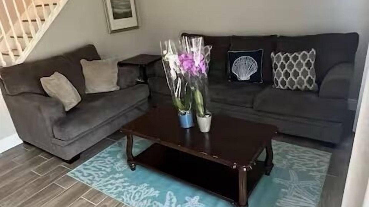 Cumbrian Lakes House | The Best New TownHome in Kissimmee. Minutes away from the Parks!