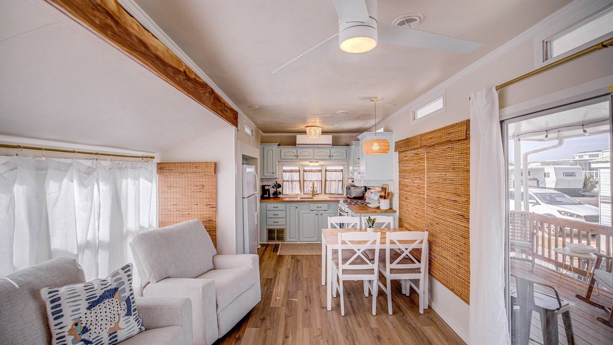 Sandbridge House | The BEST of BAY and Beach! Bungalow Bay, Sandbridge Beach, Virginia