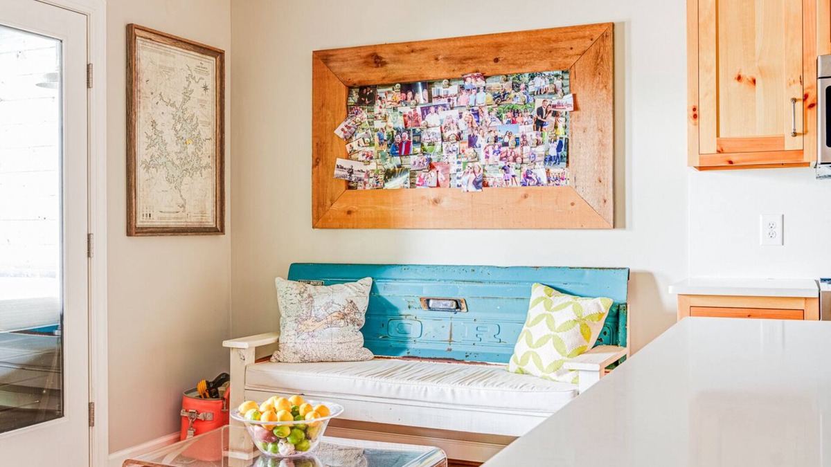 Pleasure Point House | The best of both worlds! Lake Martin home minutes from Jordan-Hare stadium.