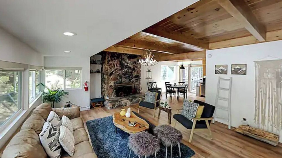 North Upper Truckee House | The Best South Lake Bear Cabin with Game Room!