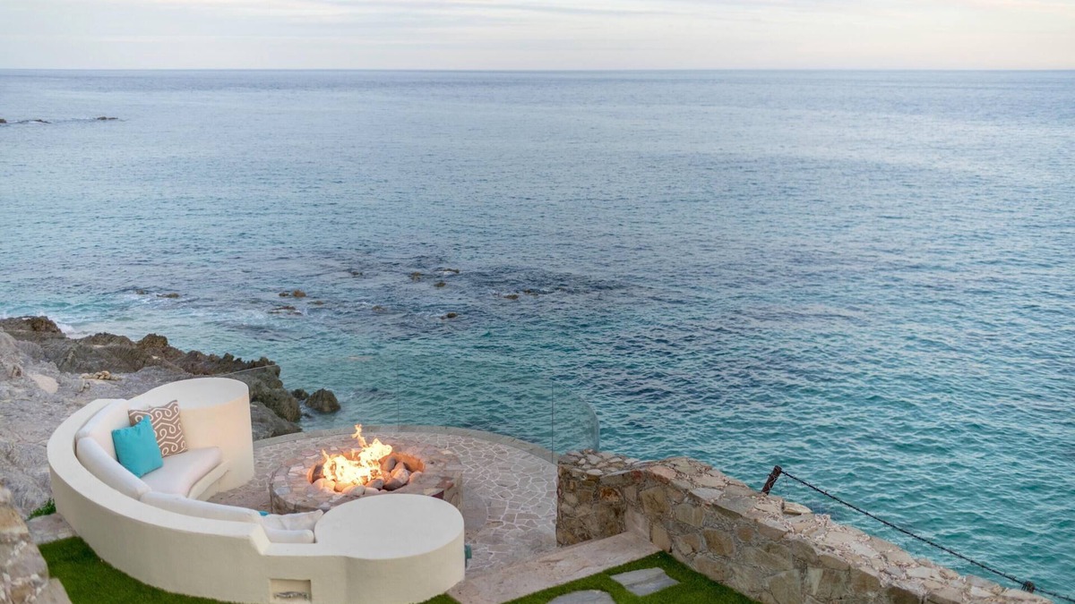 San Jose del Cabo Villa | The best spot for whale watching, with private beach.