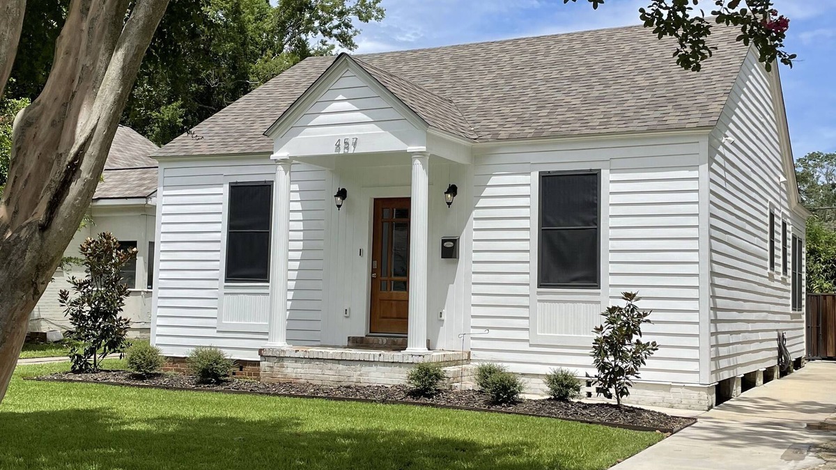 Mid City South House | The Beverly- Located in the Heart of Midcity!