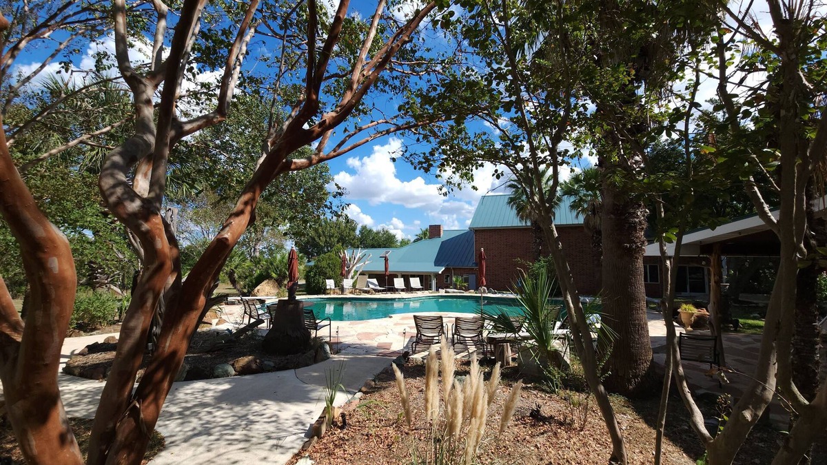 New Braunfels House | ★The BIG HAUS-Texas Oasis★nThe LARGEST HOUSE in Comal Co.!nWeddings, Events, etc