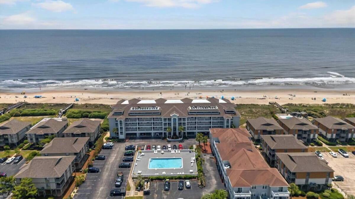 Ocean Isle Beach House | The Big Kahuna 6BR 4BA Luxurious Townhome on the Sand!
