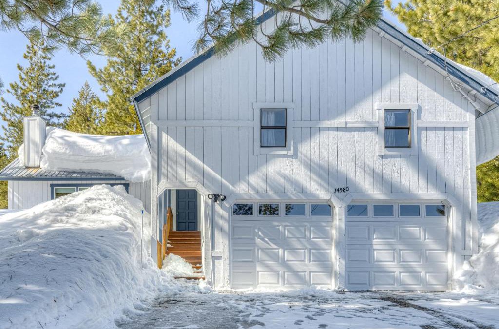 Truckee House | The Big White Cottage