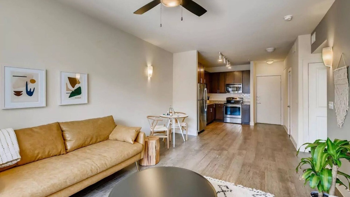 North Burnet Apartment | The Bindel The Domain 30 + Nights