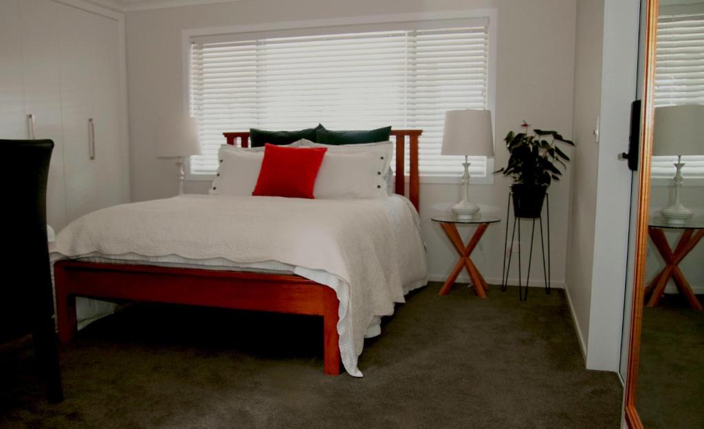 Motueka Bed & Breakfast | The Birch Tree B&B