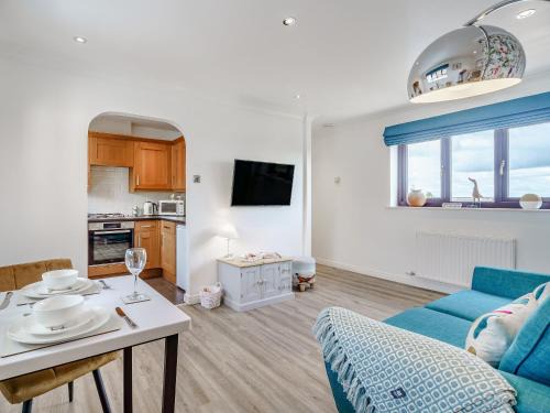 Longridge House | The Birds Nest