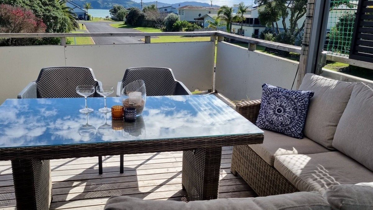 Cooks Beach House | The Black Shack - Cooks Beach Holiday Home