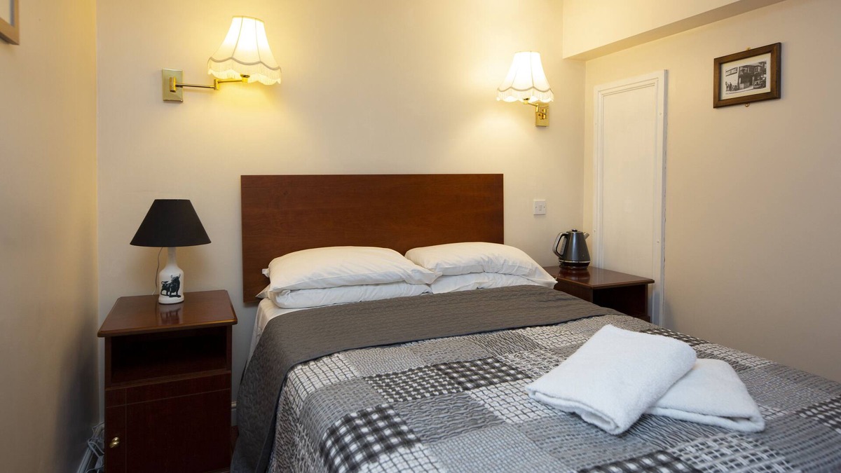 Boroughbridge Hotel | The blackbull inn