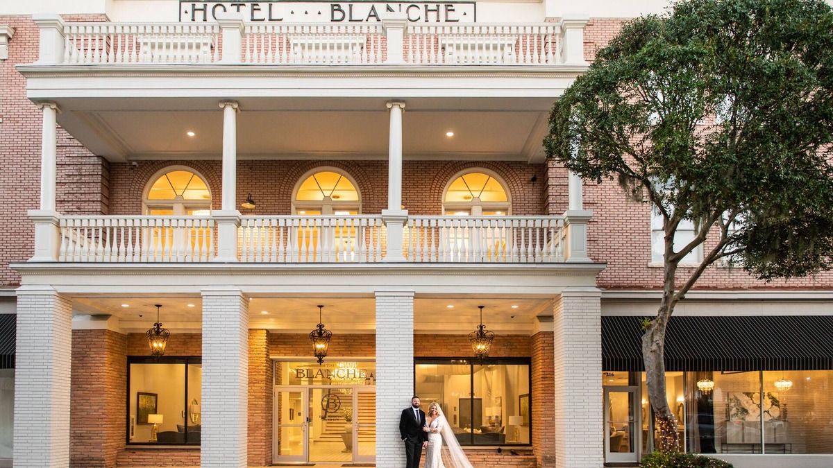 Lake City Hotel | The Blanche