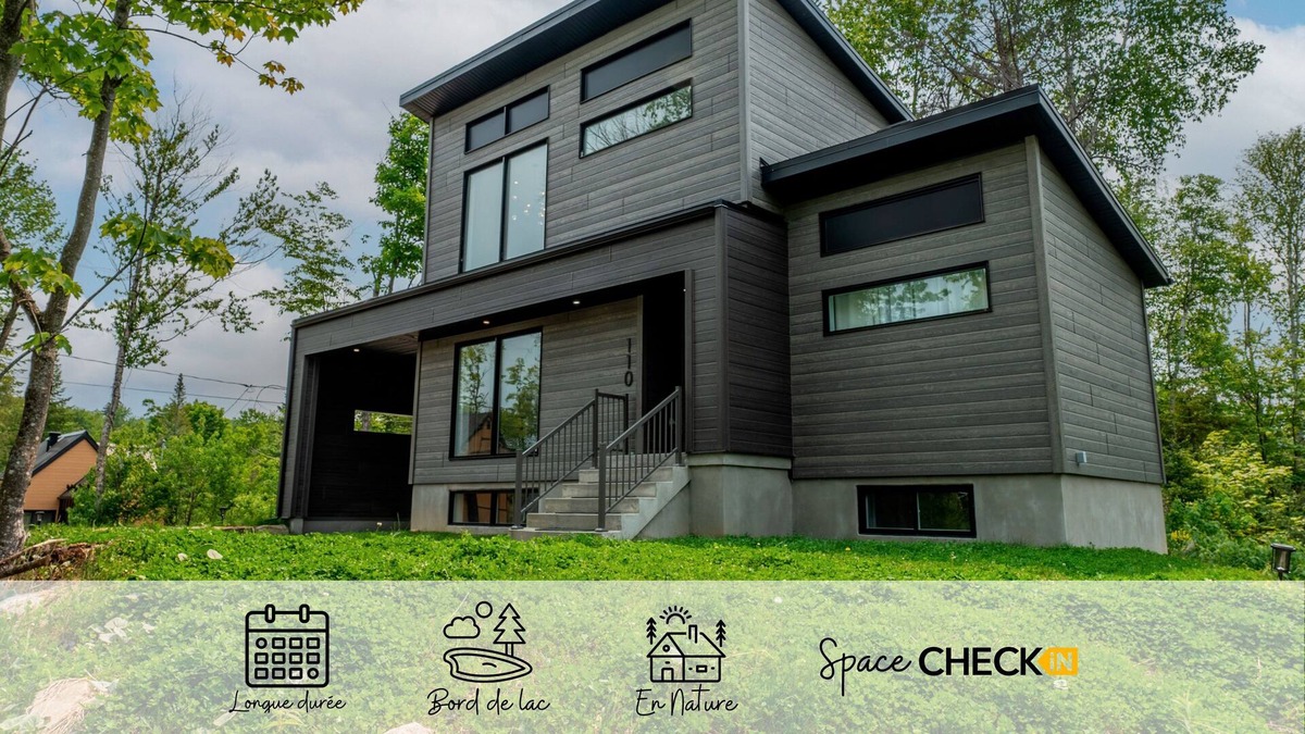 Saint Donat Ski Chalet | The Blomidon | BBQ & Fireplace | Workspace