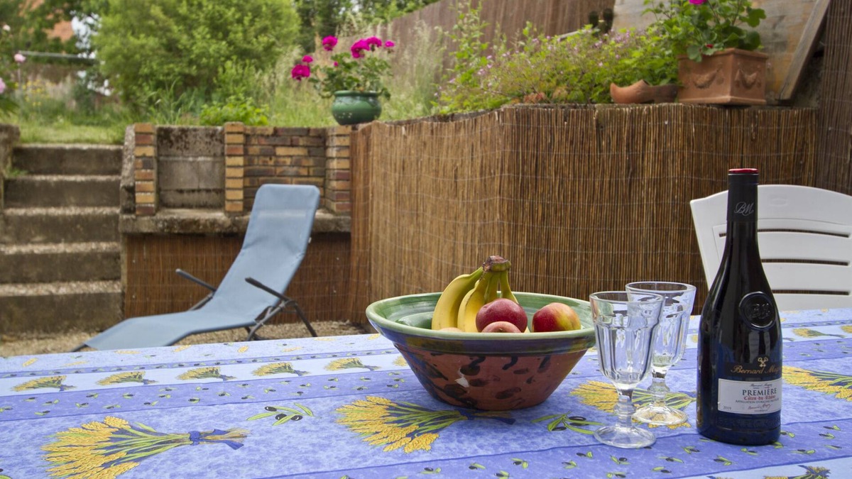 Celles-en-Bassigny House | The Blue Bumblebee in Langres and its 4 lakes