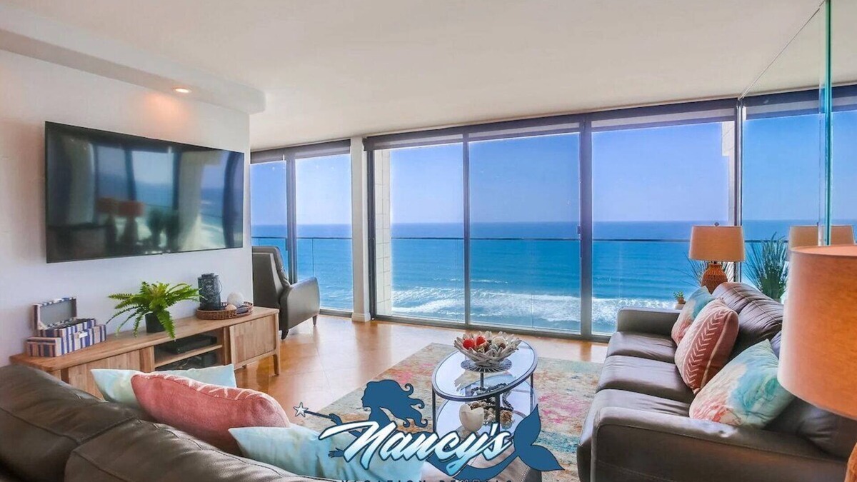 North Pacific Beach Condo | The Blue Grotto: 11th fl. ocean view+parking+pool!