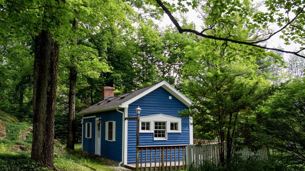 Lee Cottage | The Blue Jay - a New England Cottage