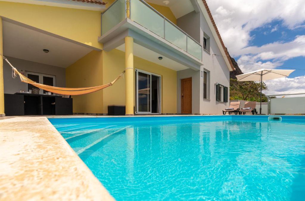 Prazeres House | The Blue Pearl-Villa Paul