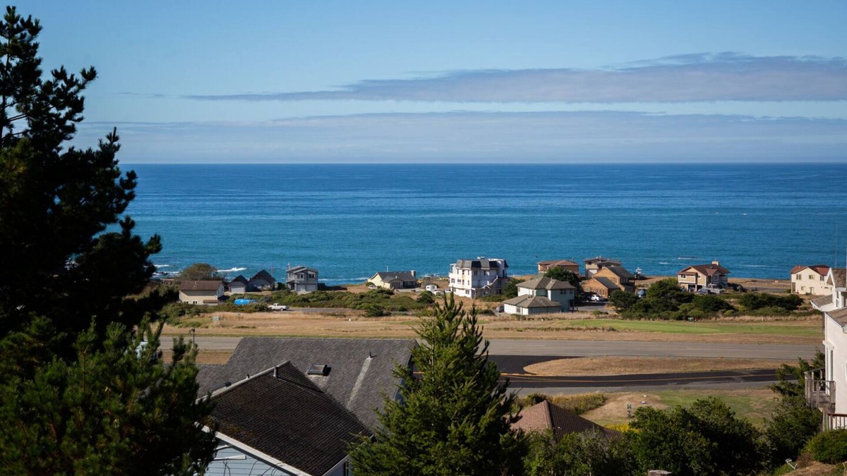Shelter Cove House | The Blue Pelican