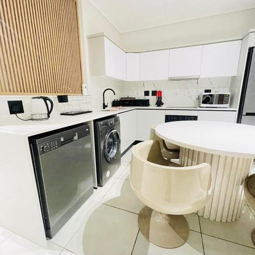 Tshwane Apartment | The Blyde Crystal lagoon
