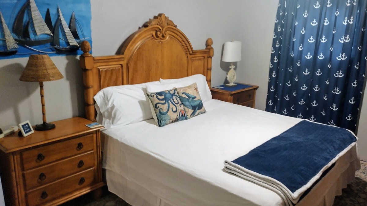 La Grande Princesse Apartment | The Boat Shed