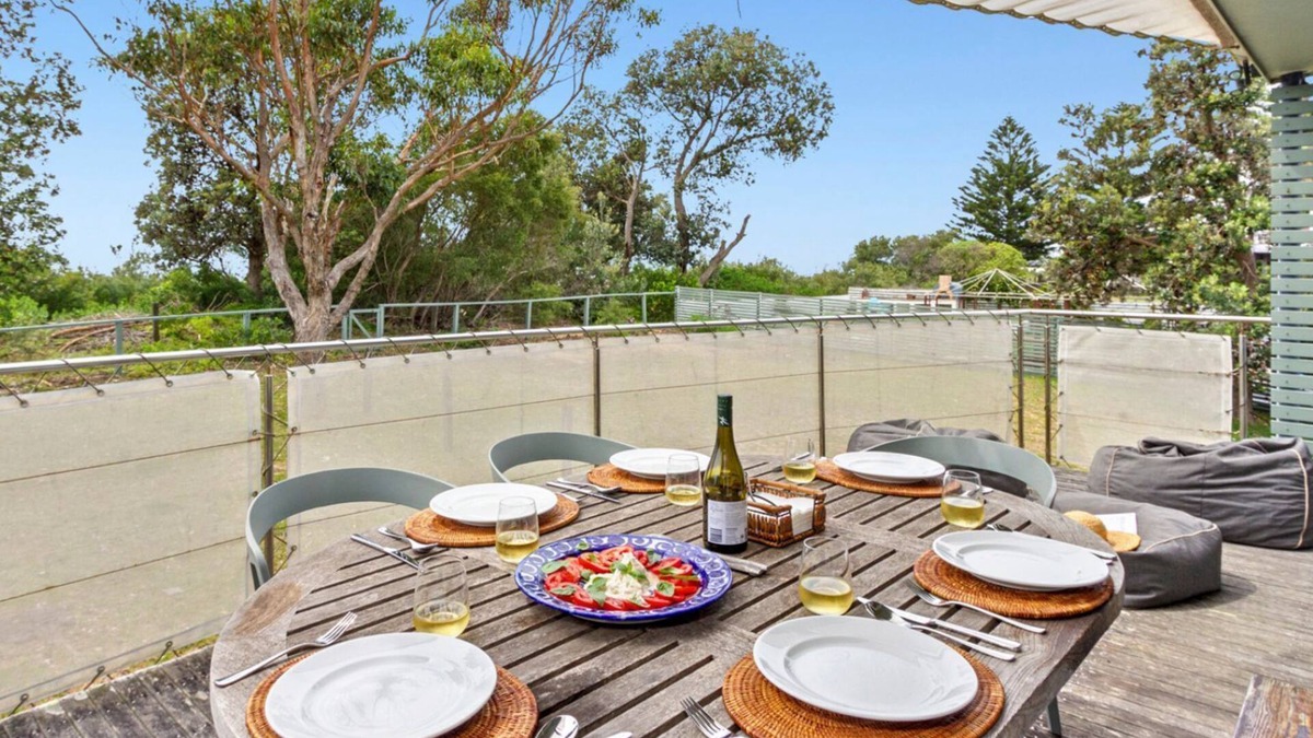 Culburra Beach House | The Boathouse – a contemporary home