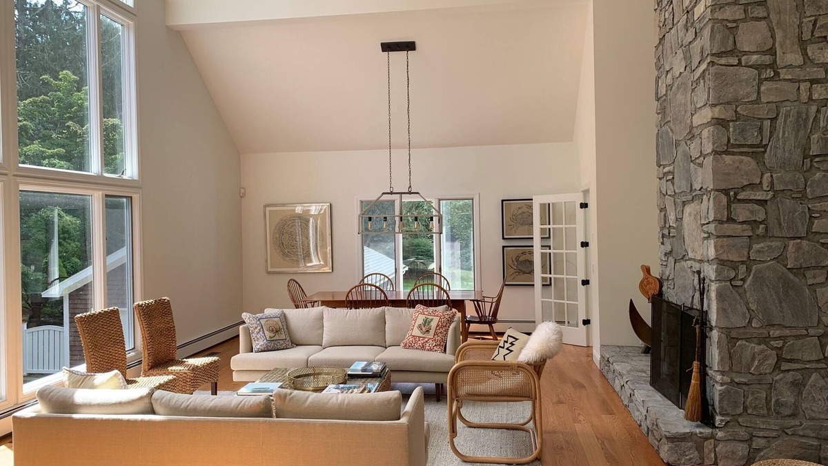 Watch Hill House | "The Boulders" - A Watch Hill Five Bedroom House