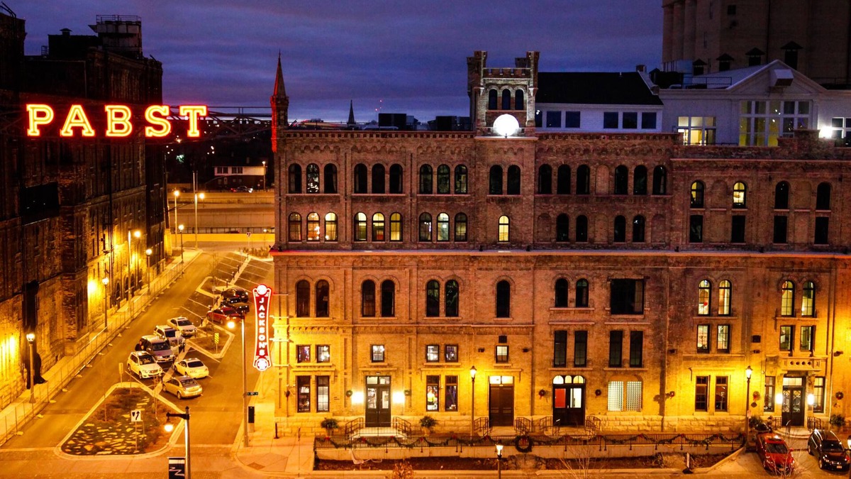 Westown Hotel | The Brewhouse Inn & Suites
