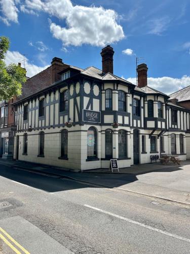 Boraston Hotel | The Bridge Inn