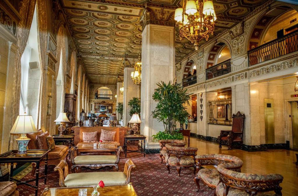 Downtown Louisville Hotel | The Brown Hotel