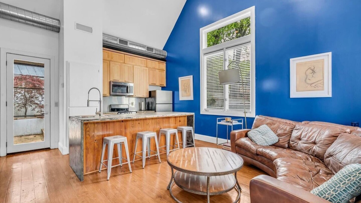 Starkville House | The Bulldog Grand Chalet (Le) by OneHometown Getaways