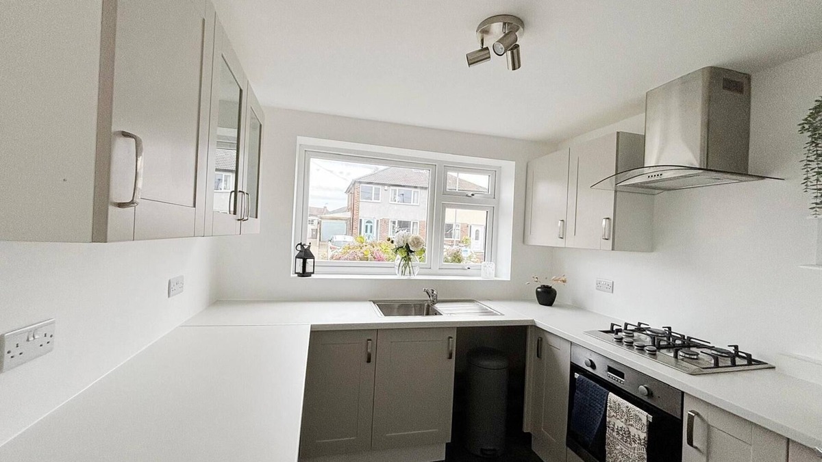Wakefield House | The Bungy - A quiet and cosy couples retreat and central to Yorkshire