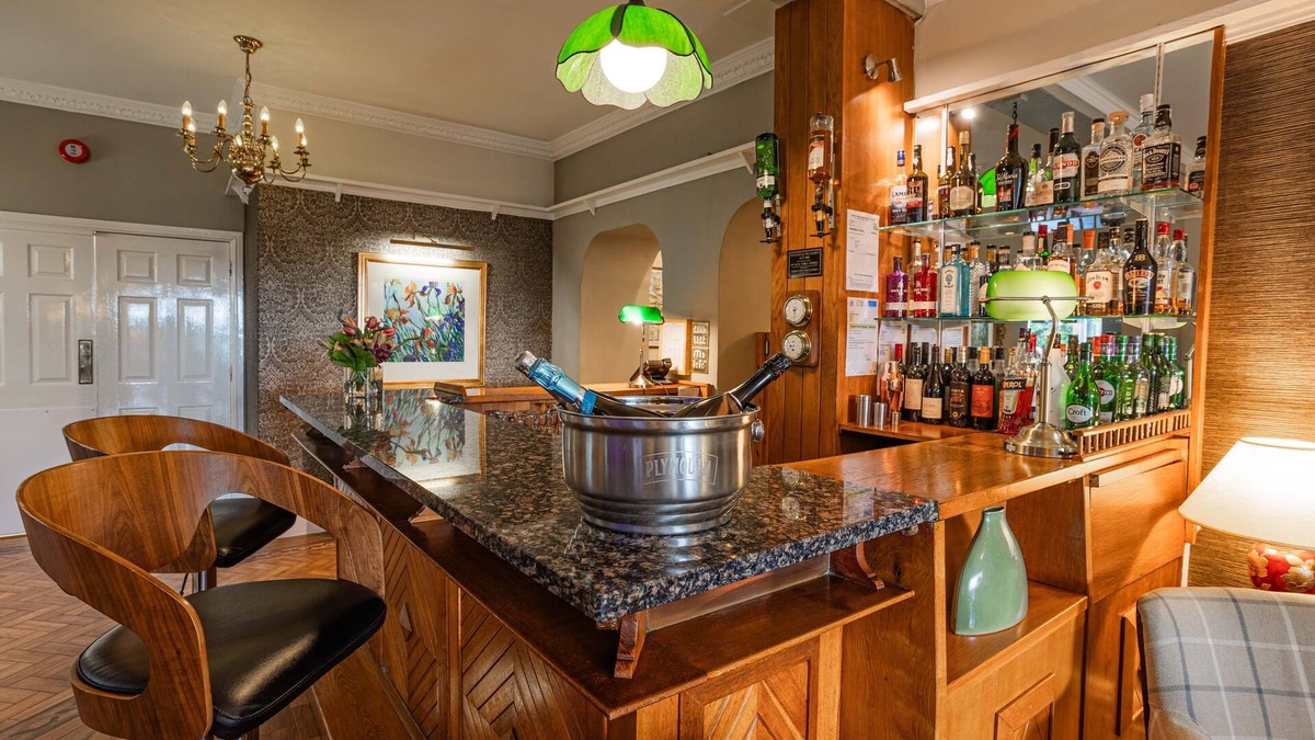Bowness-on-Windermere Hotel | The Burn How Garden House Hotel