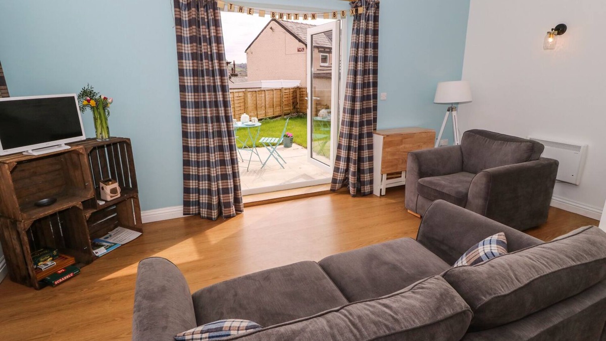 Ainley Top House | THE BUTTON BOX, with a garden in Golcar