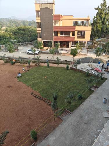 Palghar Hotel | The Byke Majestic Meadows