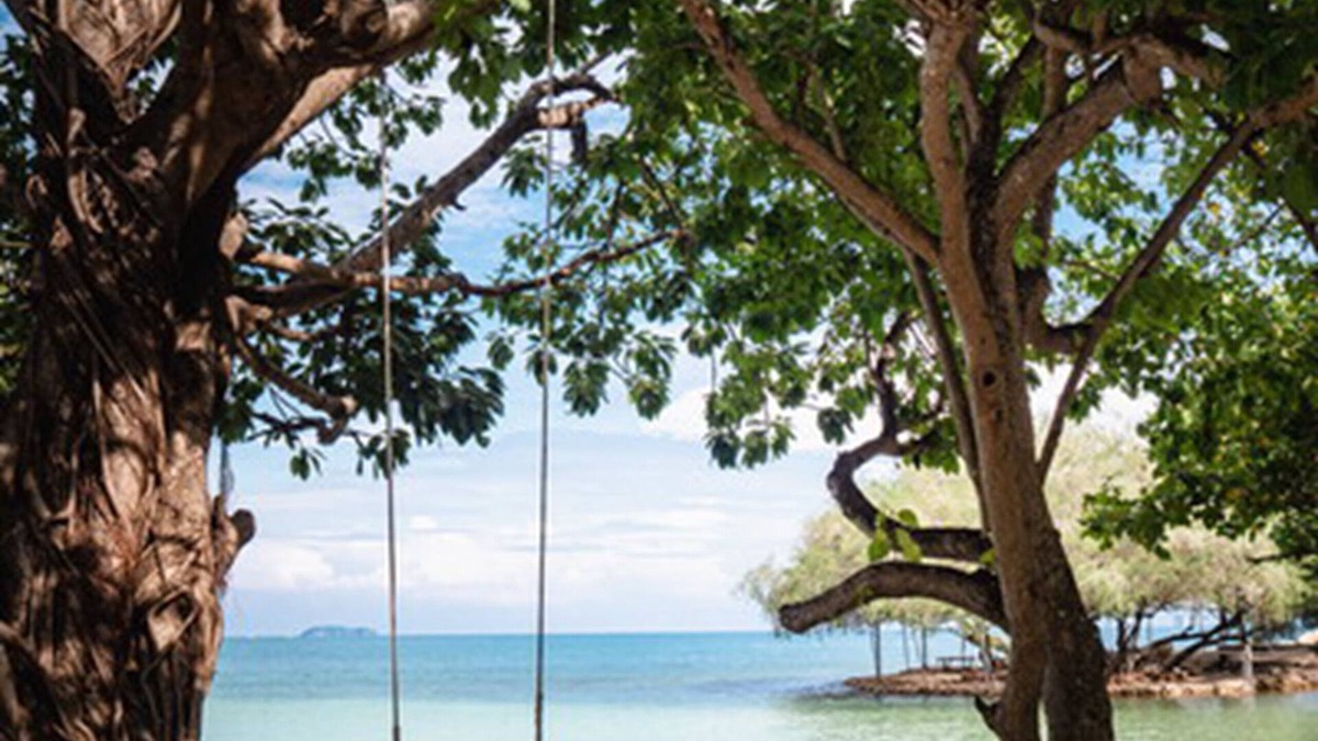 Rayong Hotel | The C Samet Beach Resort