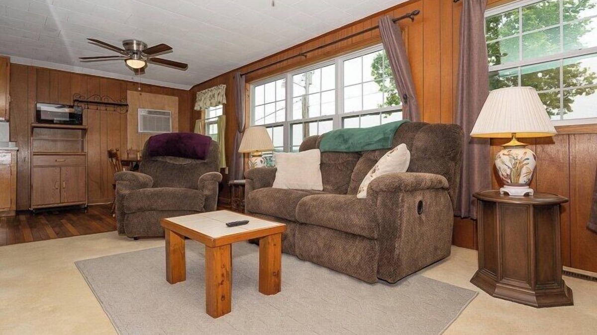 Roach Cabin | The Cabin at Prairie Hollow Camp: Lake Access, Boat Slip and More!