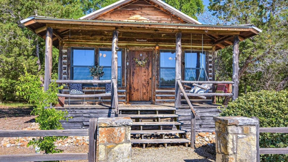 Georgetown Cabin | The Cabins at Angel Springs - Butterfly