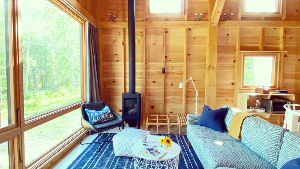 Sedgwick Cabin | The Cabins at Currier Landing Cabin 2: Meadow