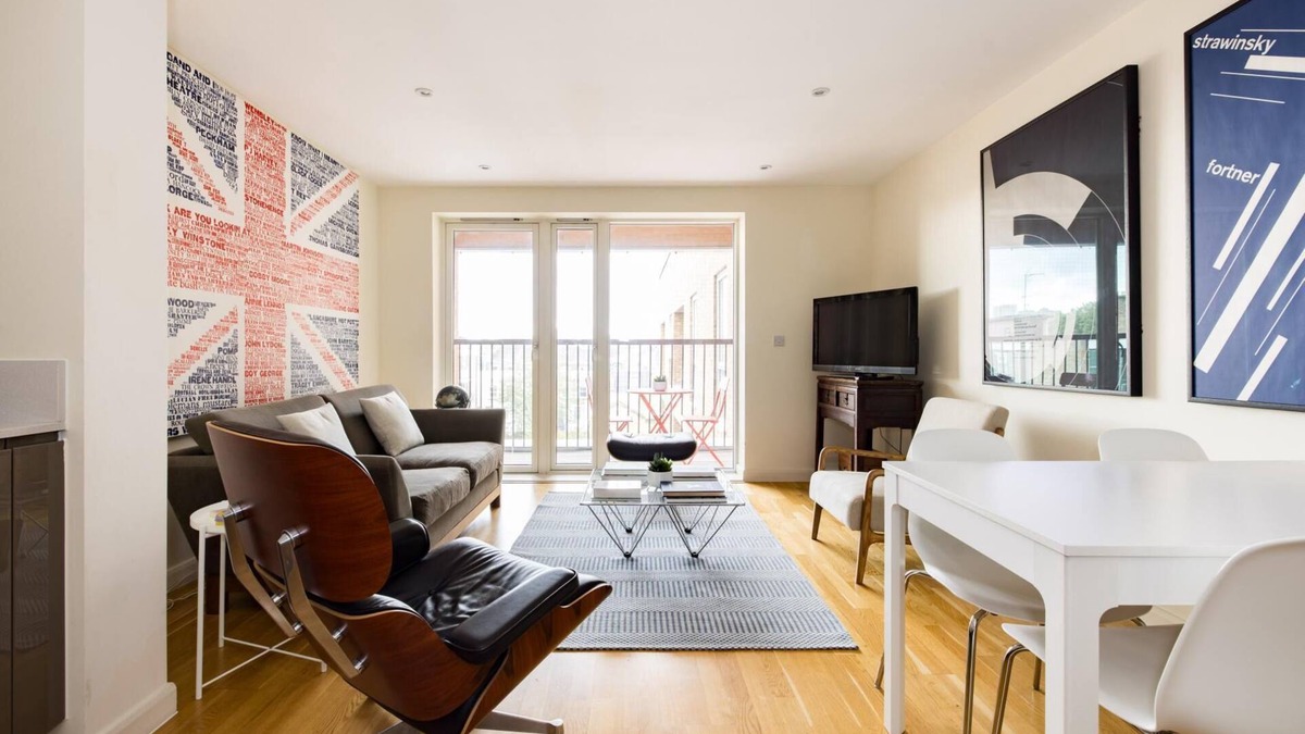 Battersea Apartment | The Call of London 2 Bedroom Flat in Battersea
