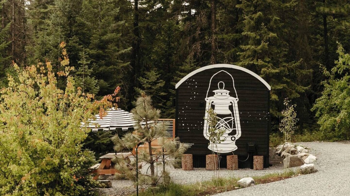 Lakeside Apartment | The CAMP HAUS: A Montana Tiny Cabin Forest Retreat