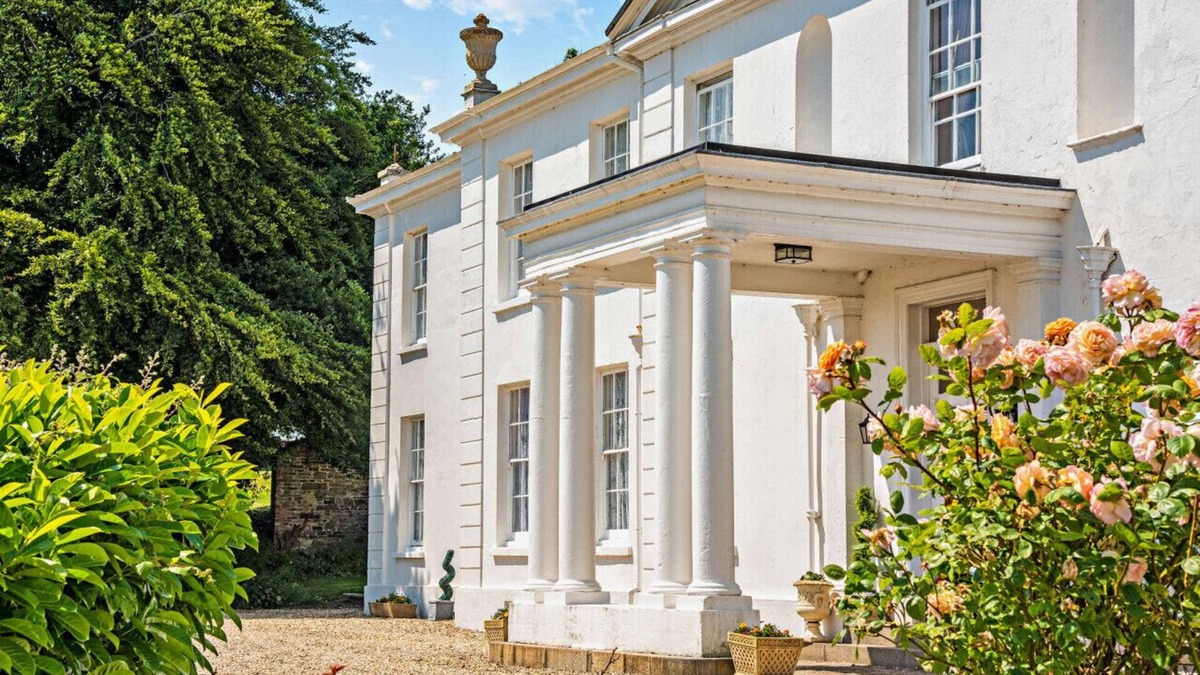 Barnstaple House | The Carriage House, Upcott House