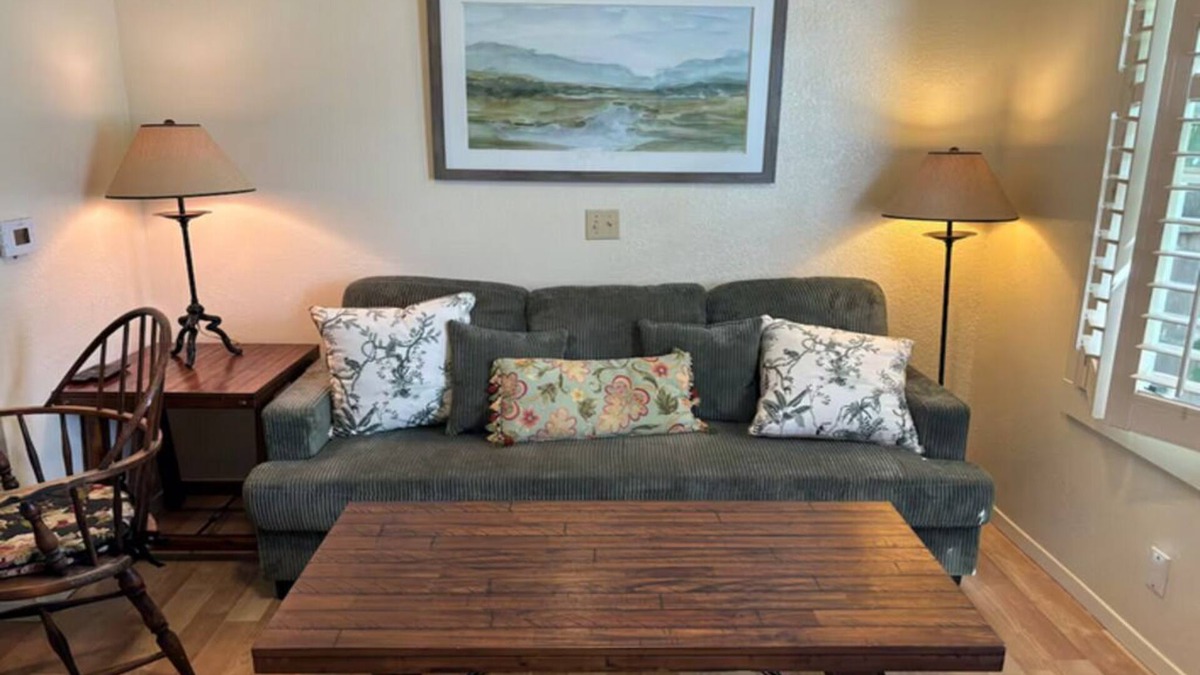 Greenside Park Apartment | The Carriage House
