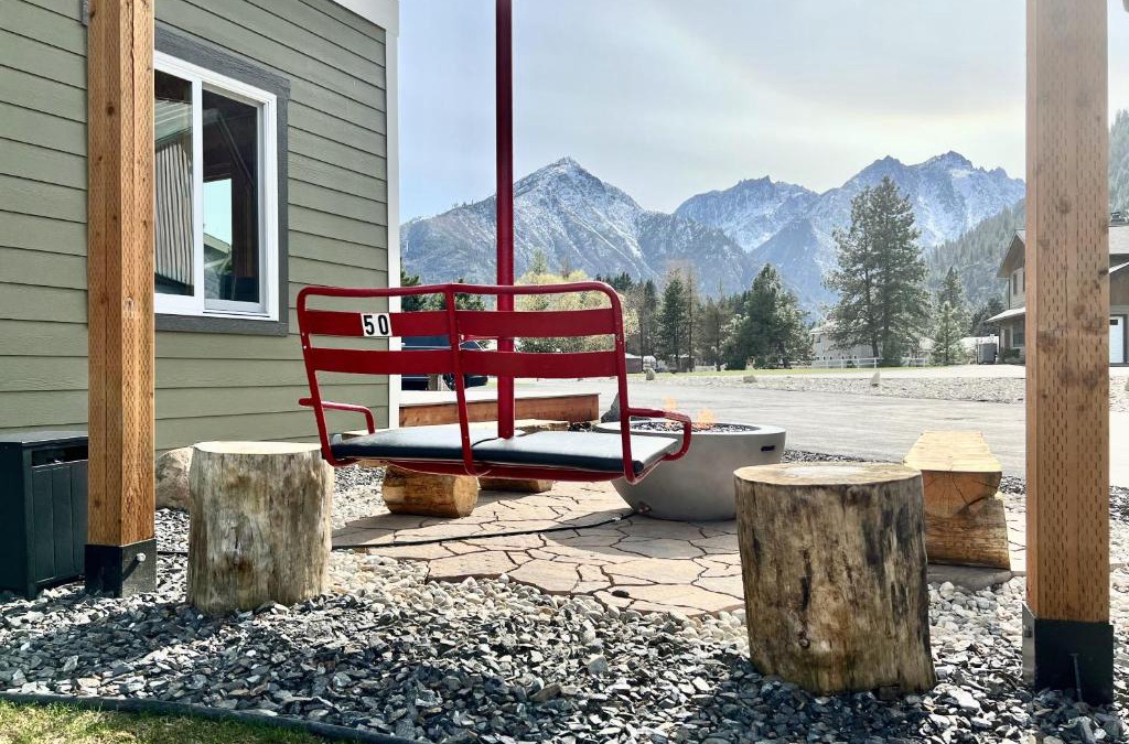 Leavenworth Ski Chalet | The Cascade Chalet - Leavenworth