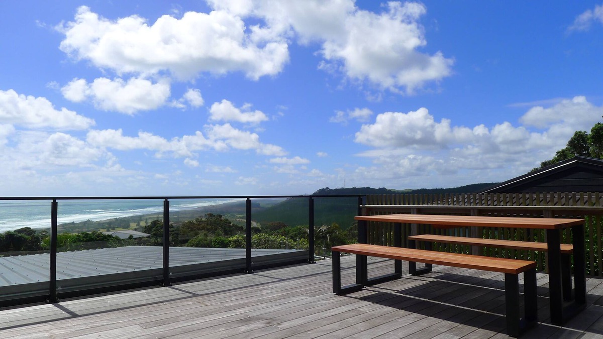 Muriwai House | The Cedar House