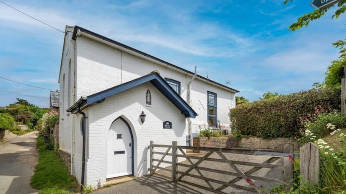 Brighstone House | The Chapel, Brighstone