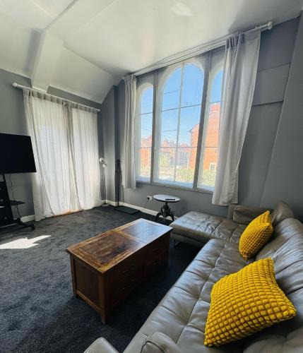Trowbridge Apartment | The Chapel