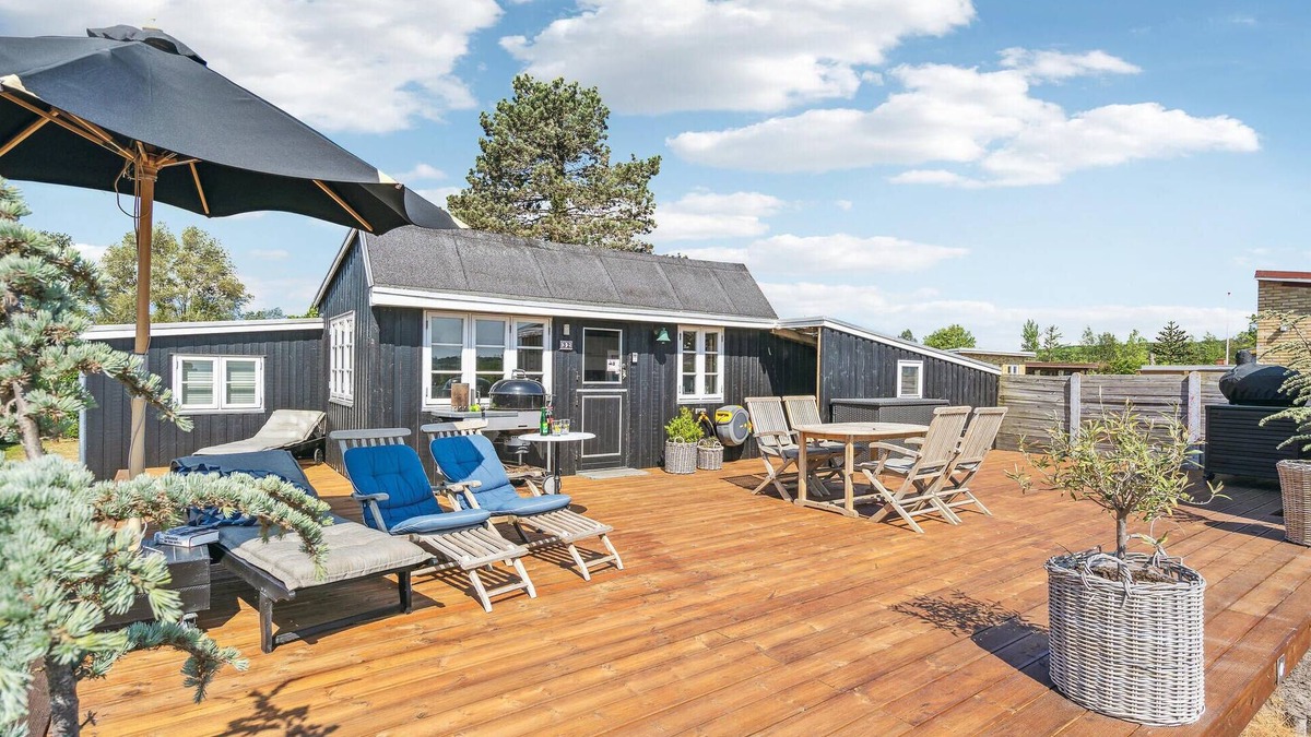 Broager House | The charming cottage offers you a fantastic view of the water.