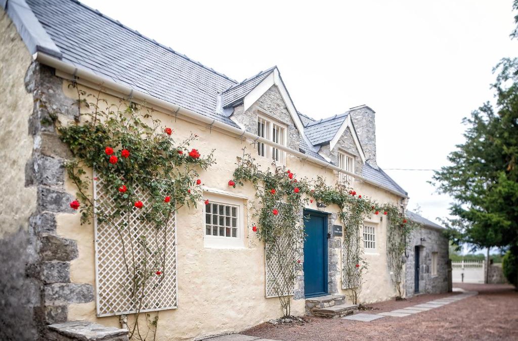 Saint Athan Apartment | The Cheese House, Gileston Manor