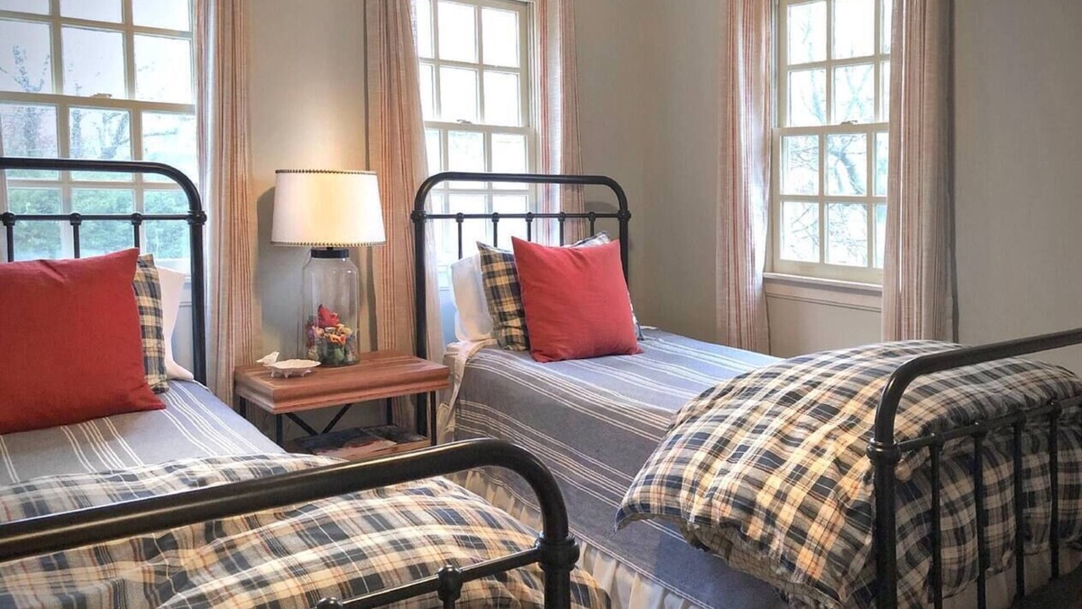 Harpers Ferry House | The Chickadee Room at Harpers Ferry Guest House