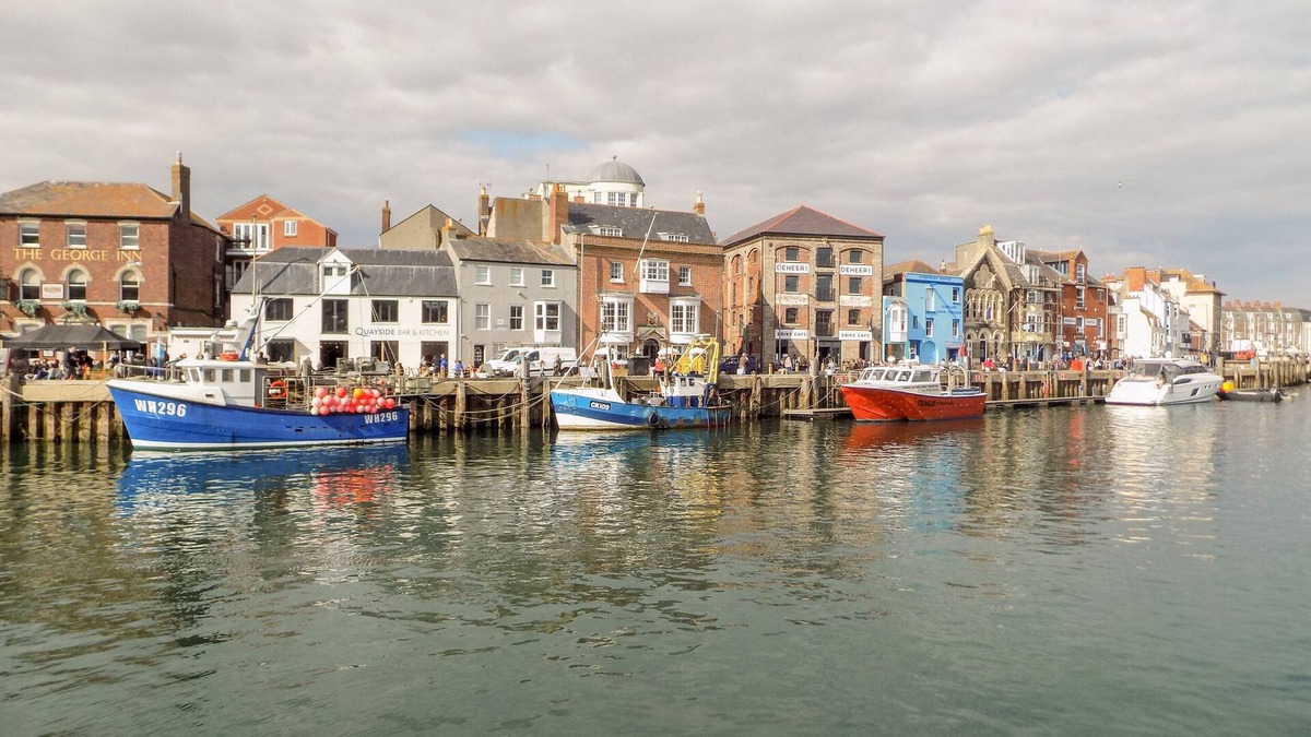 Weymouth Cottage | The Chocolate Box